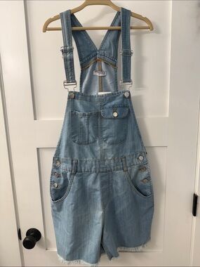 NY Trends Light Wash Denim Shortalls Overalls - Women’s Size Medium